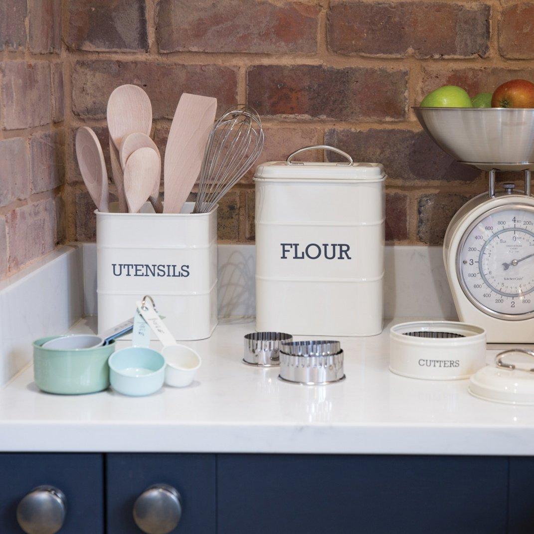 Kitchen Craft Ёмкость для хранения муки Living Nostalgia creamy  