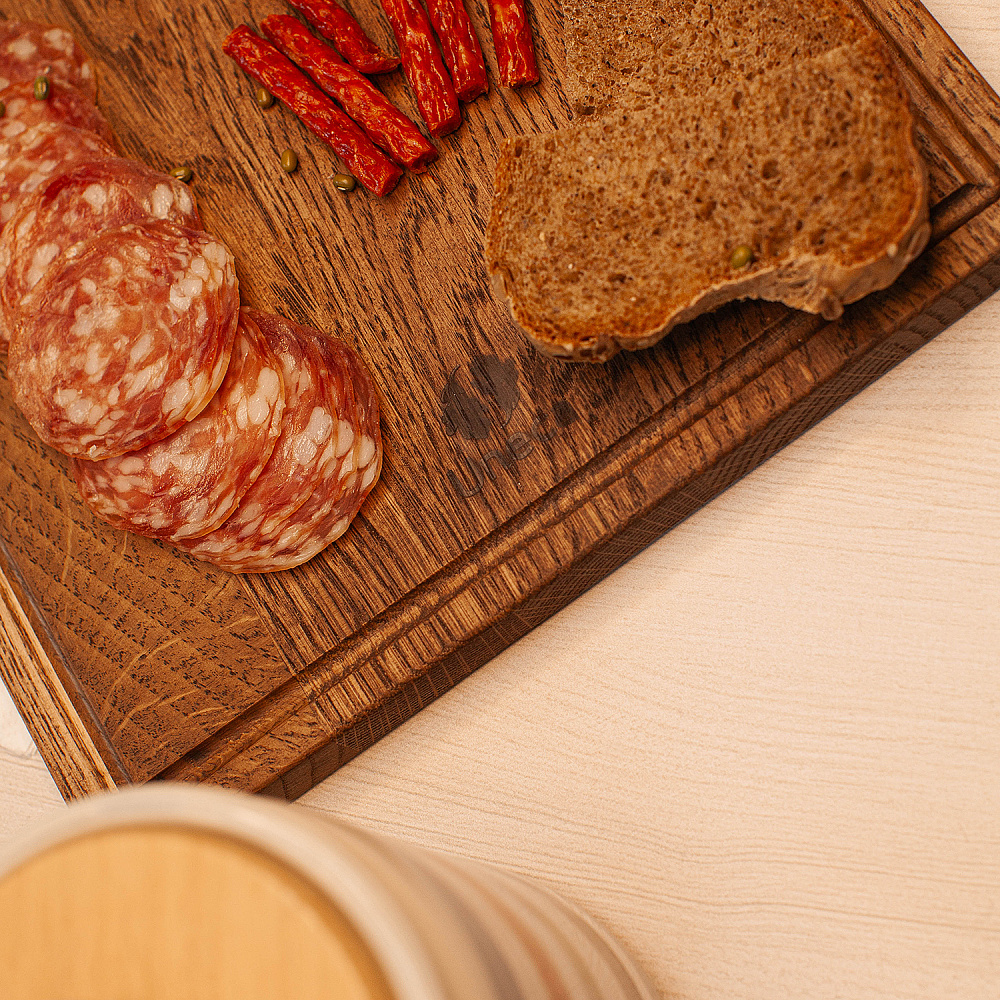  Доска разделочная прямоугольная 33х23х1,8 см деревянная, дуб Арт.: ДЧ-019/2