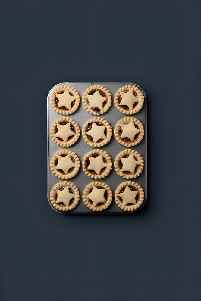  Форма для выпечки с антипригарным покрытием на 12 отверстий MasterClass 32X24см Арт.: KCMCHB29